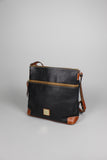 Cartera/Mochila negro/camel Dooney  And Bourke Talla TU Image 1