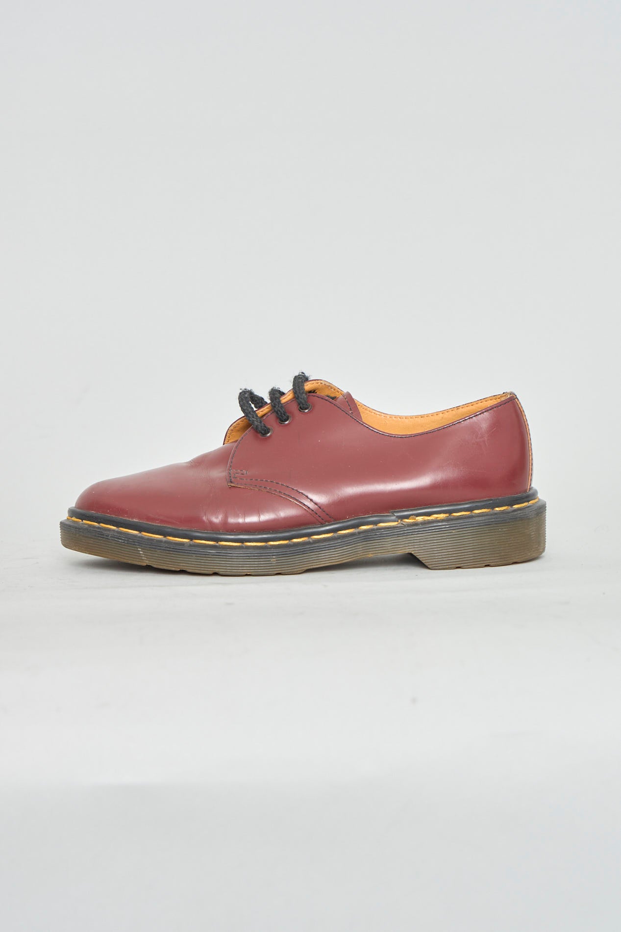 Zapato Burdeo Dr Martens Talla 39 – Nostalgic