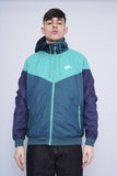 Cortaviento multicolor nike Talla L