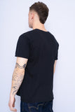 Polera Print negro strange planet Talla L 3