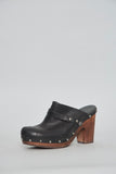 Zapato casual  negro ugg talla 40 267