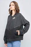 Cortaviento casual  negro nike talla Xl 795