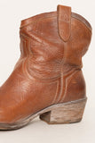 Bota casual  café frye talla 40 228