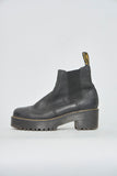 Bota casual  negro dr martens talla 39 145