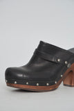 Zapato casual  negro ugg talla 40 267