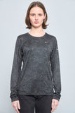 Polera casual  gris nike talla M 043