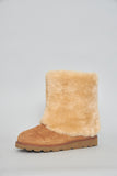 Bota casual  café ugg talla 40 263