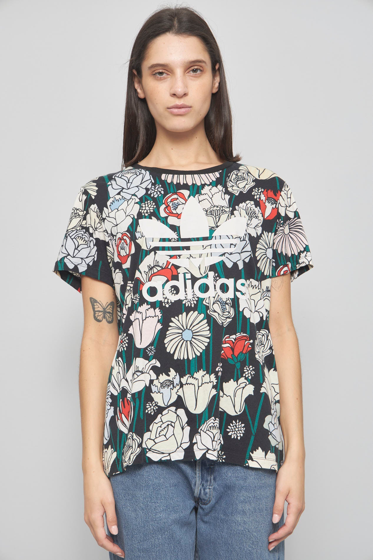 Polera casual multicolor adidas talla Xs 890 Nostalgic