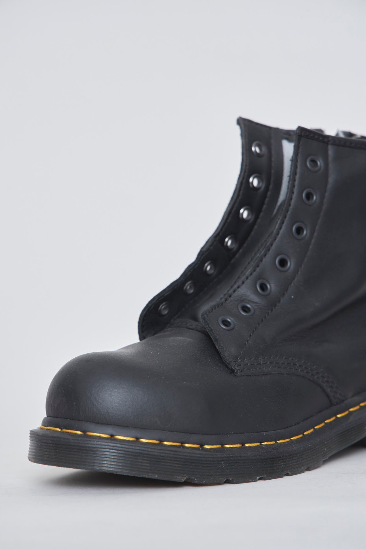 Politica devoluciones dr martens sale