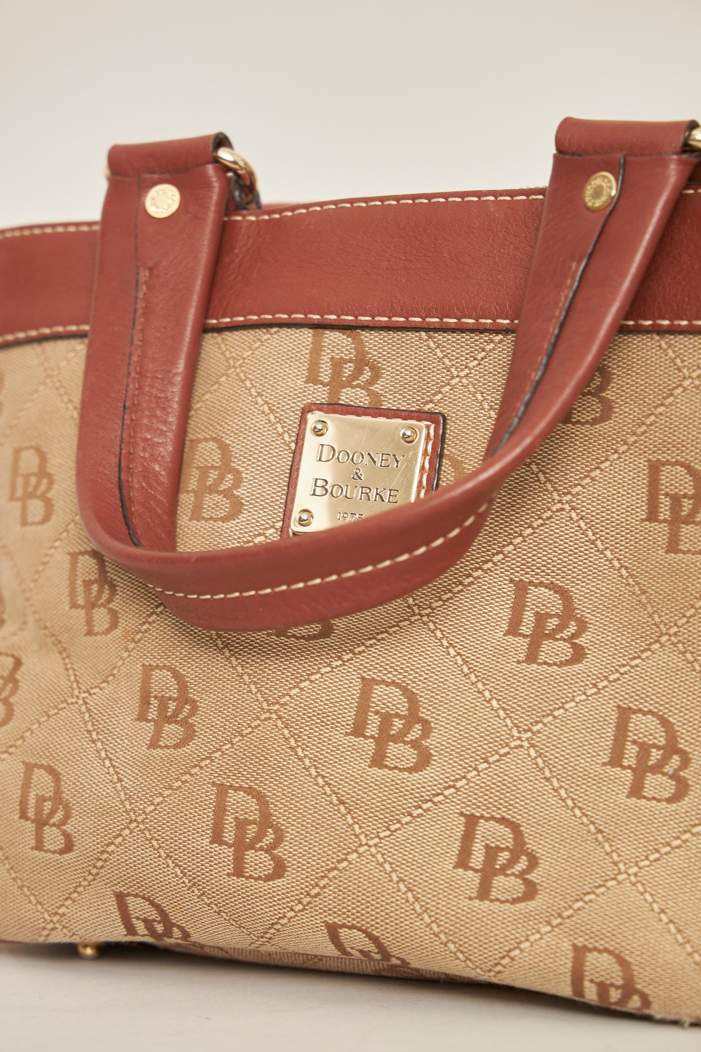 Dooney & bourke online bolsas precio