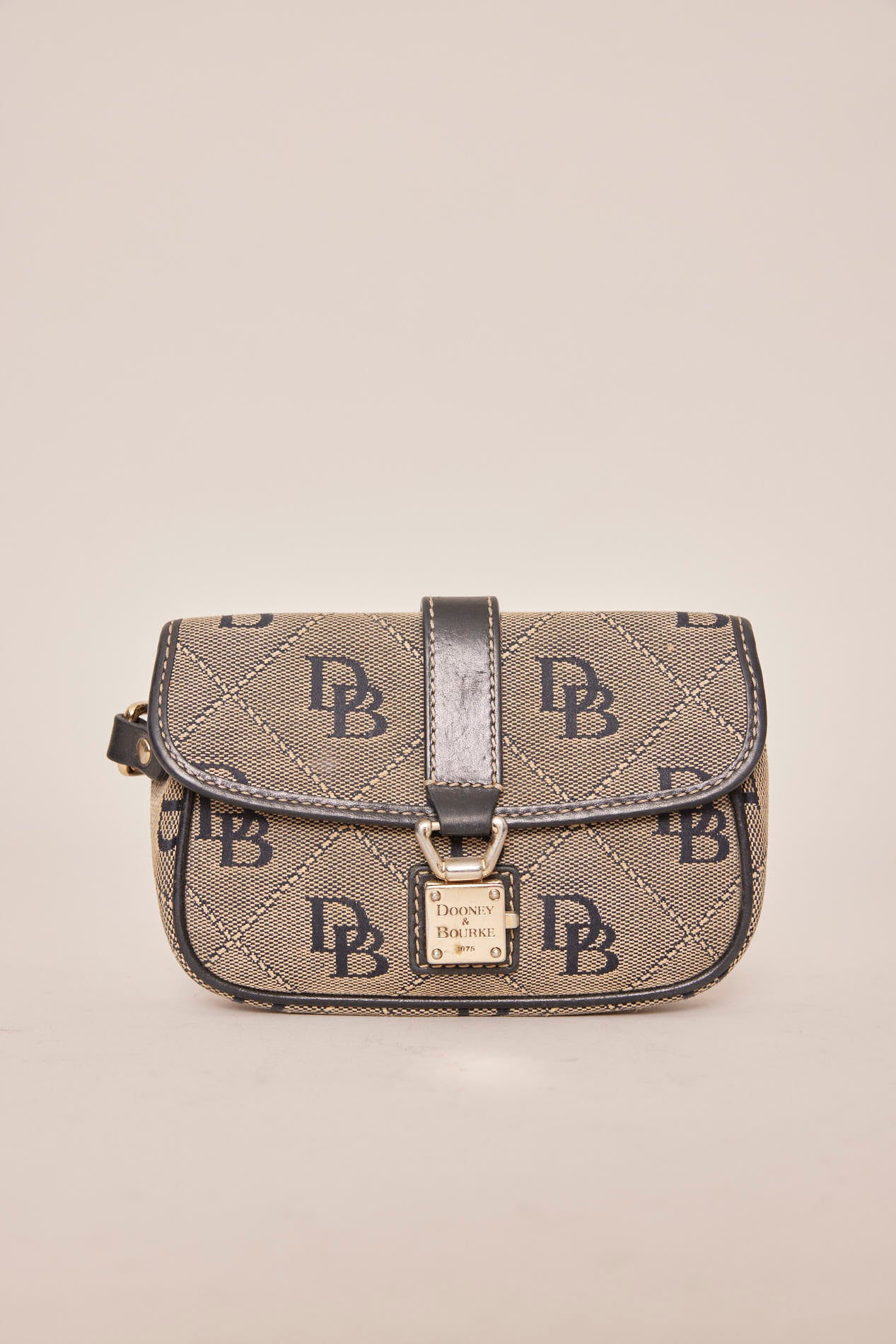 Cartera dooney best sale bourke precios