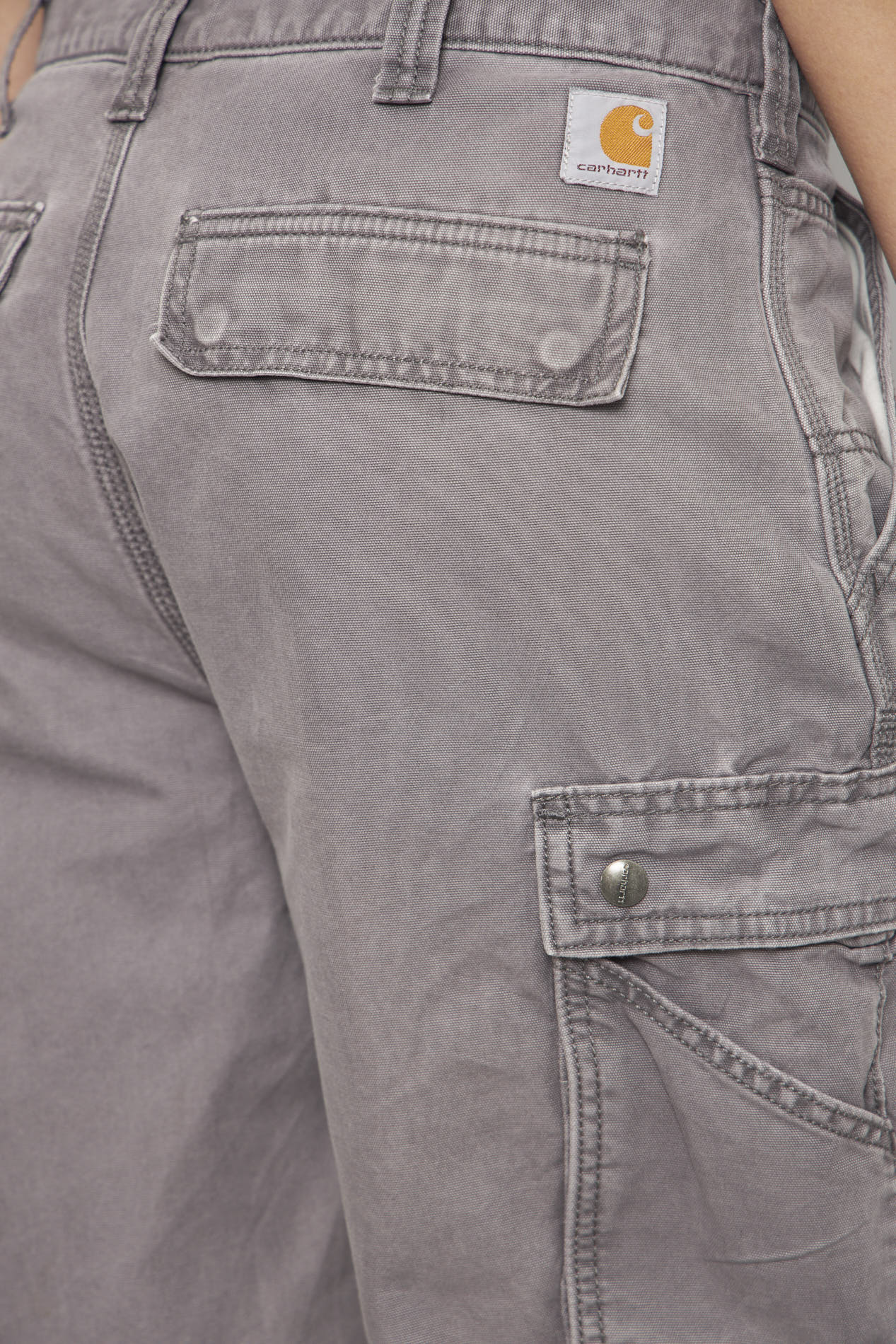 Shorts casual  gris carhartt talla 40 418