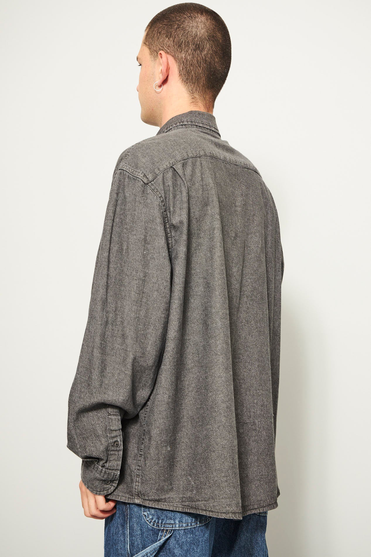 Camisa casual  gris wrangler talla Xl 343