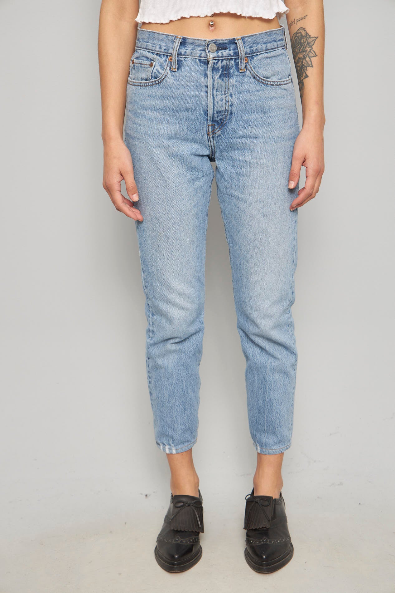 Jeans casual  azul levis talla 36 381