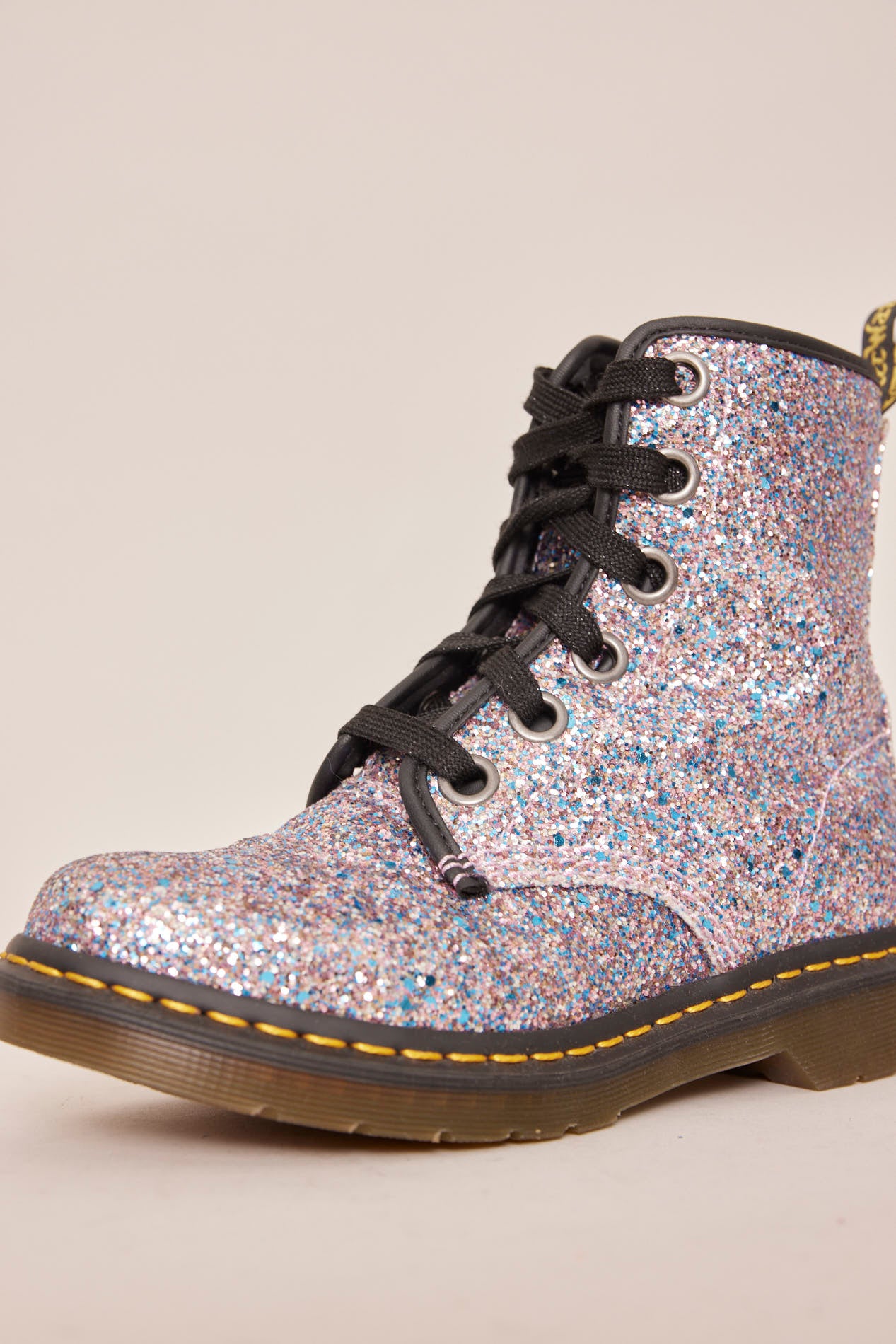 Dr martens hotsell aliexpress quito